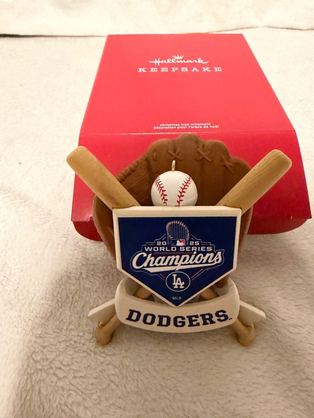 2025 World Series Champions Los Angeles Dodgers Hallmark Keepsake Ornament!